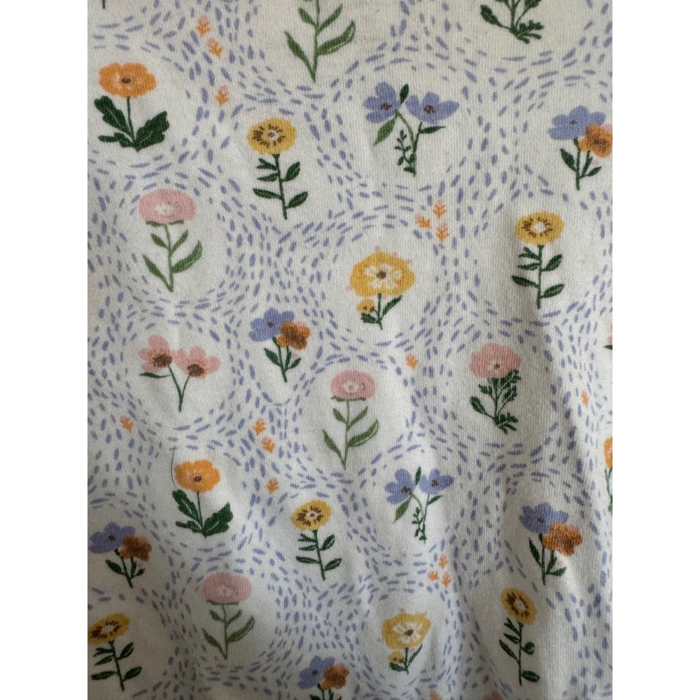 Magnetic Me white floral footie size newborn (5-8 lbs) - Picture 8 of 8